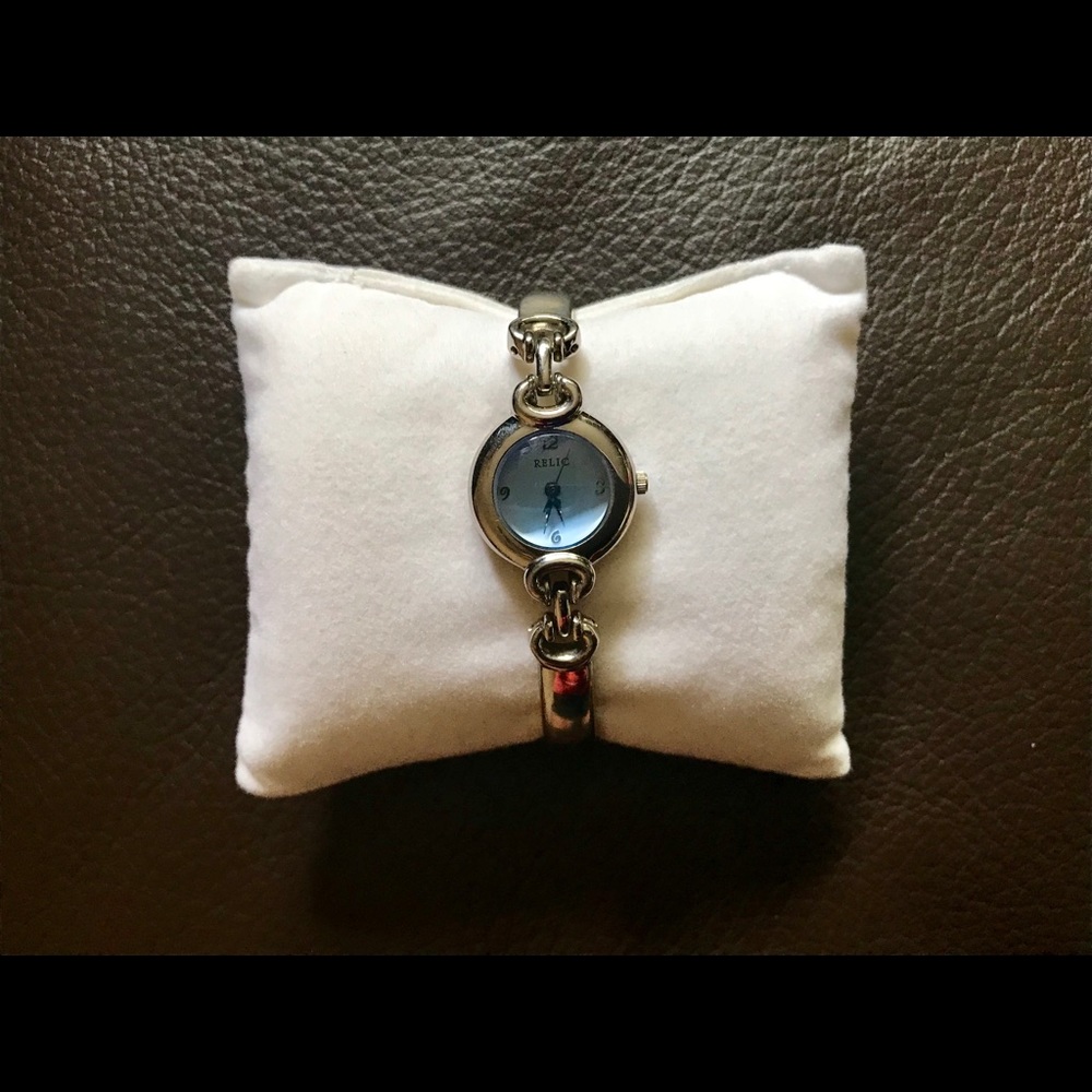 Relic Watch by FOSSIL - Picture 2 of 5